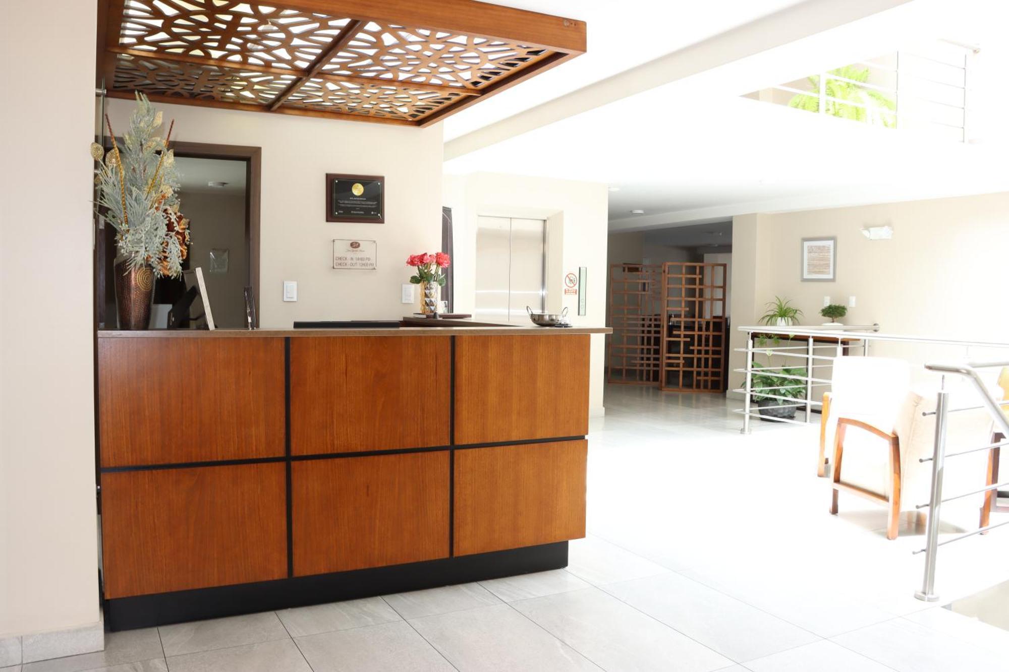 Hotel San Agustin Plaza ลาตาคุงกา ภายนอก รูปภาพ