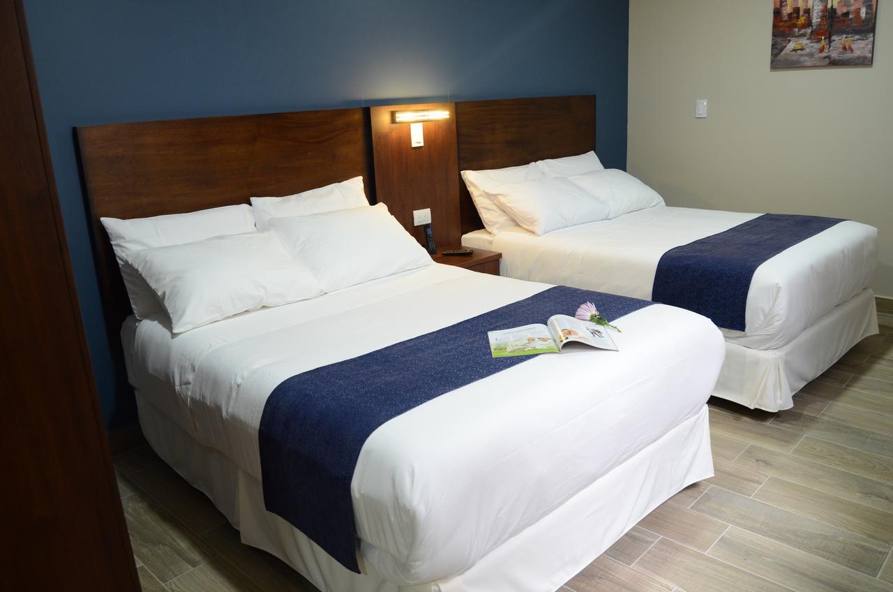 Hotel San Agustin Plaza ลาตาคุงกา ภายนอก รูปภาพ
