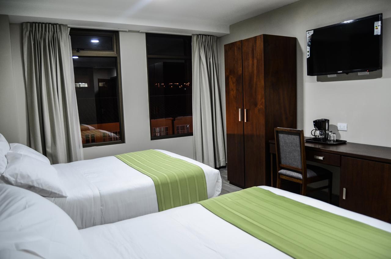 Hotel San Agustin Plaza ลาตาคุงกา ภายนอก รูปภาพ